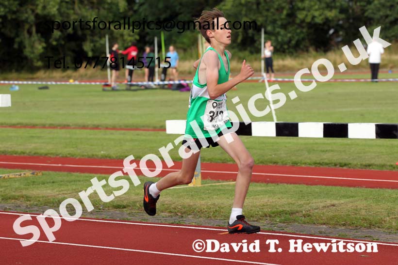 800 metres, 2021 North East Grand Prix 6, Monkton, Wednesday, August 4th. Photo: David T. Hewitson/Sports for All Pics